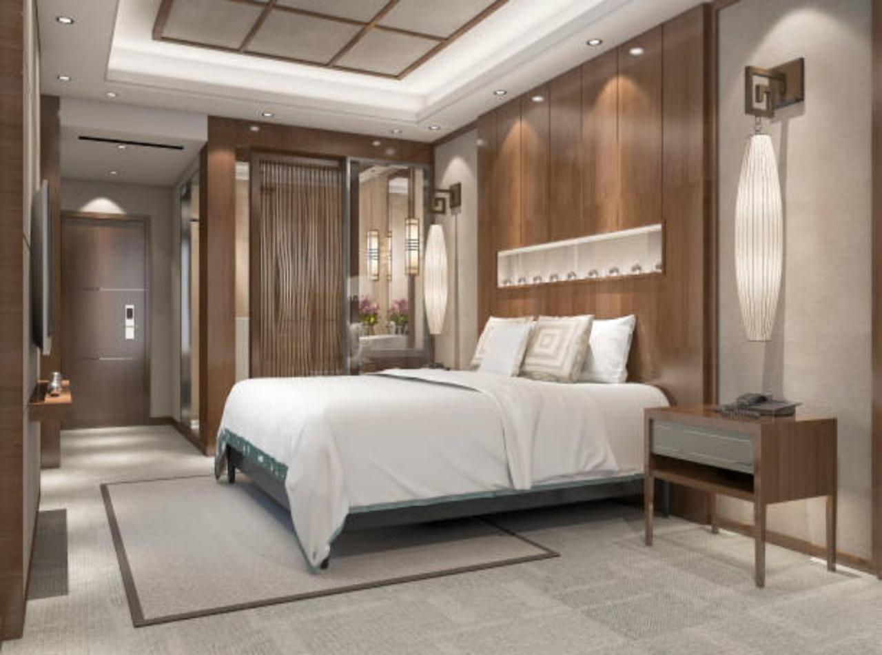 Hotel Olive Near Delhi Airport 4*
